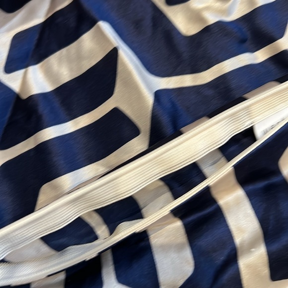 West Elm 100% silk pillow cover - Picture 3 of 5